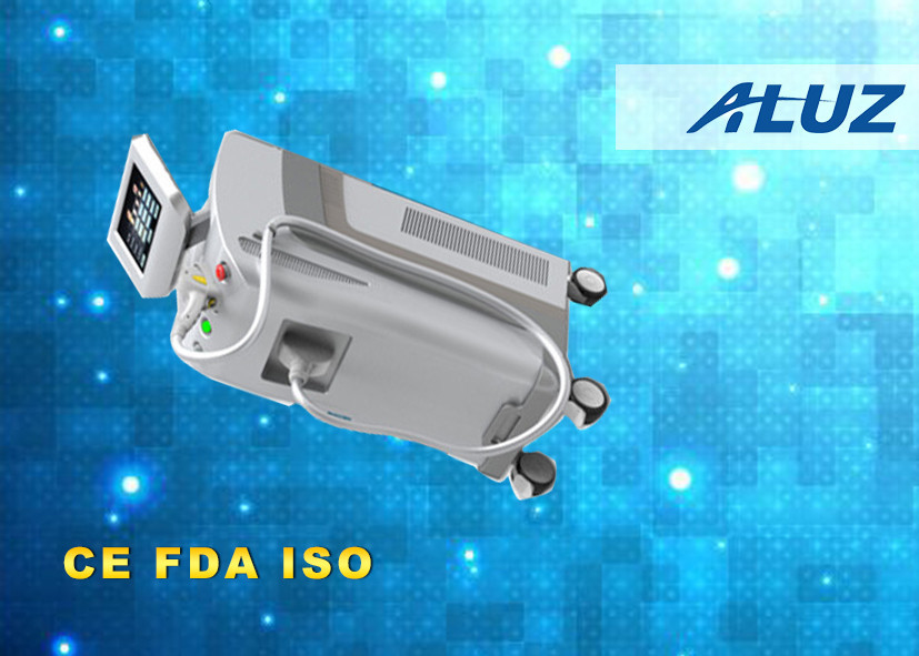 Depilazione indolore del laser a diodi 808nm del professionista di CA 220V/110V 50 ~ 60Hz del corpo